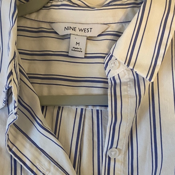 Minimalist boho business casual button up Nine West Blue and White Striped Shirt - Picture 6 of 6